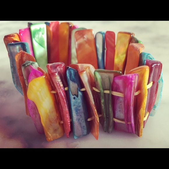 Beautiful🌈Stretch Seashell Bracelet - Picture 5 of 5